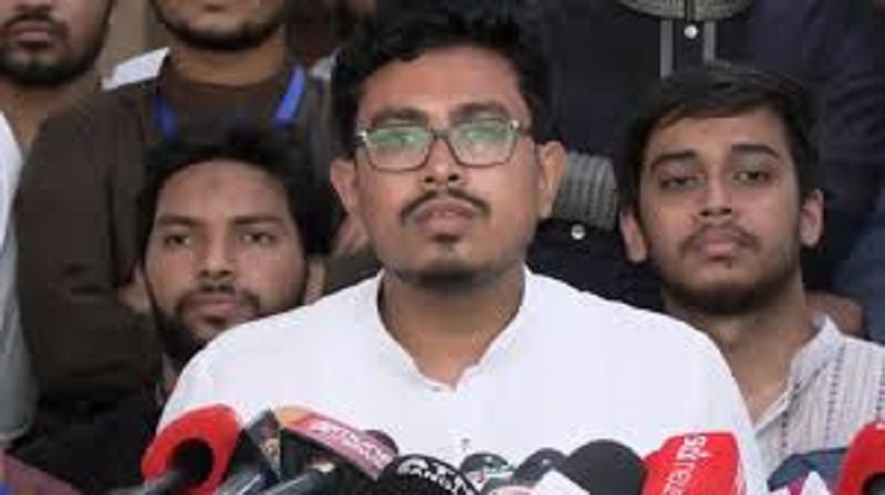 ডাকসুর ভিপি নির্বাচিত হয়ে ঐক্য ও নিরাপদ ক্যাম্পাস গড়ার প্রতিশ্রুতি দিলেন সাদিক কায়েম